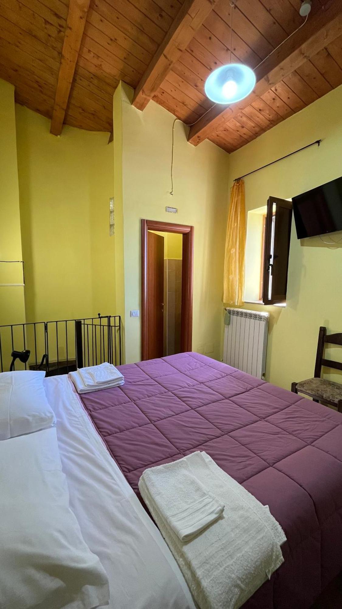 Da Sciuri Case Vacanza Barisciano Luaran gambar